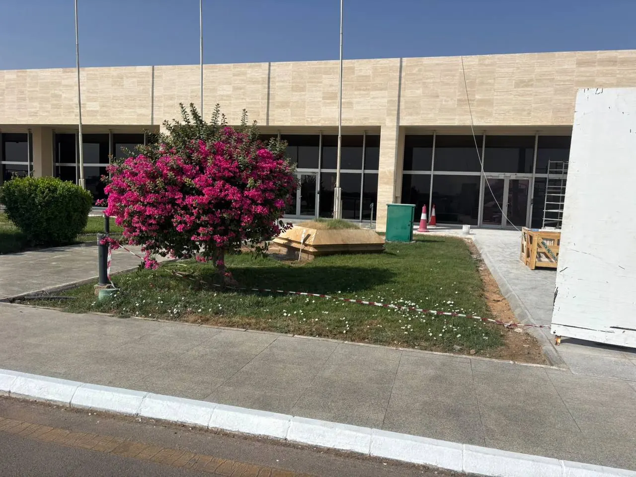 شركات ومكاتب ومحلات