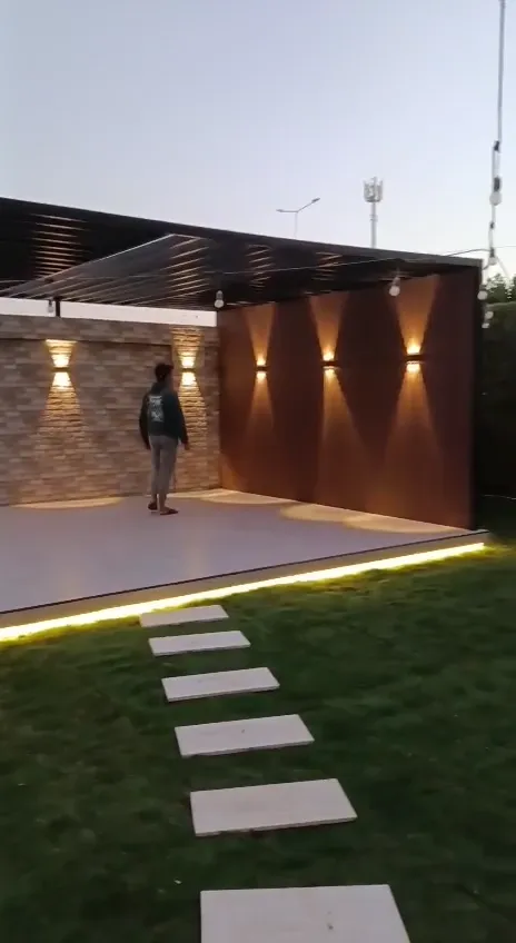 فيديو جلسات خارجية من أعمال الحيتان